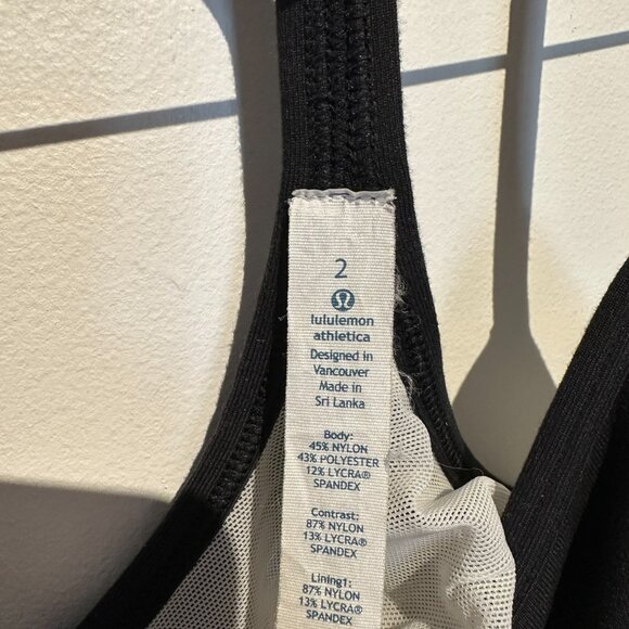 Lululemon tank top - Picture 3 of 3